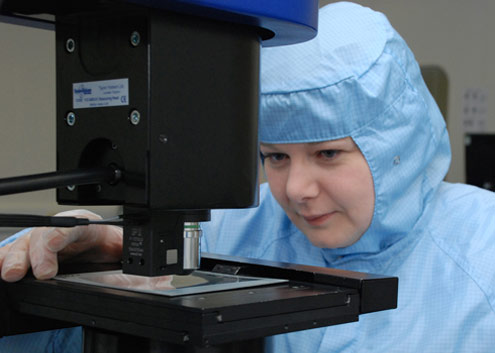 Dr Leigh Fleming begins lab work on the multi-million Euro NANOCleaR research project